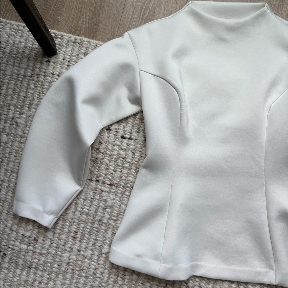 Maeve | Balloon sleeve top - Picture 4 of 5